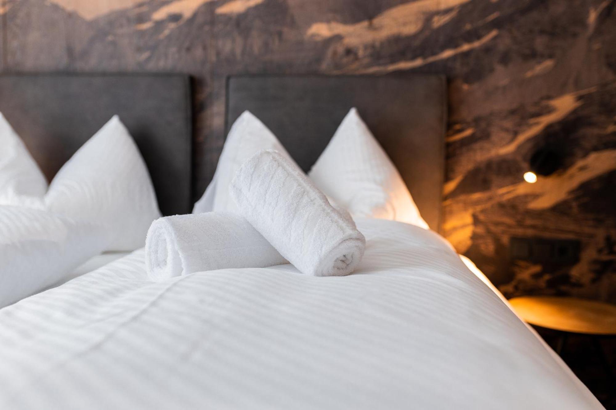 Wildkogel Resorts - DAS Neukirchen Neukirchen am Großvenediger Zimmer foto